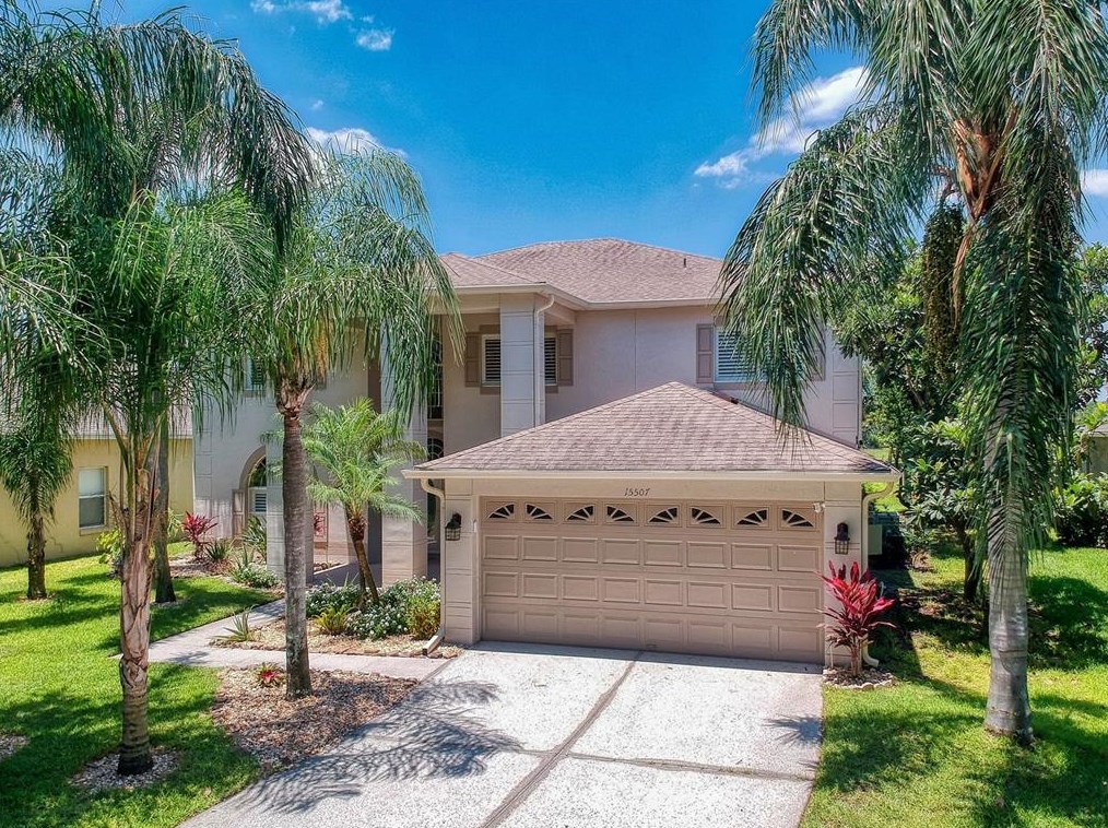 15507 Pebble Ridge St, Winter Garden FL  34787-4641 exterior