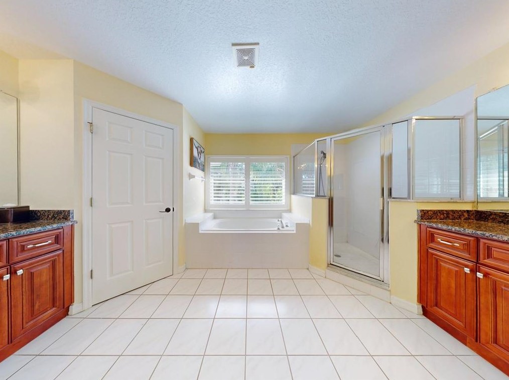 15507 Pebble Ridge St, Winter Garden FL  34787-4641 exterior