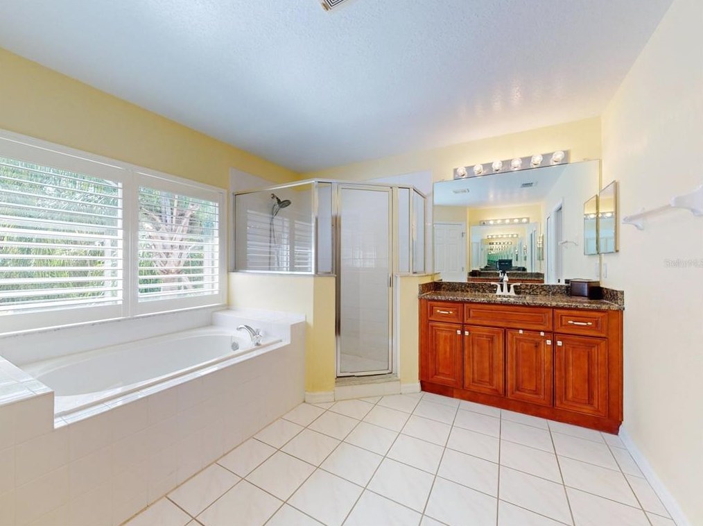 15507 Pebble Ridge St, Winter Garden FL  34787-4641 exterior
