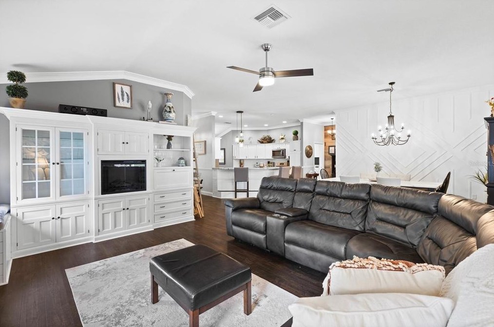 12029 51st Cir, Oxford FL  34484-2401 exterior