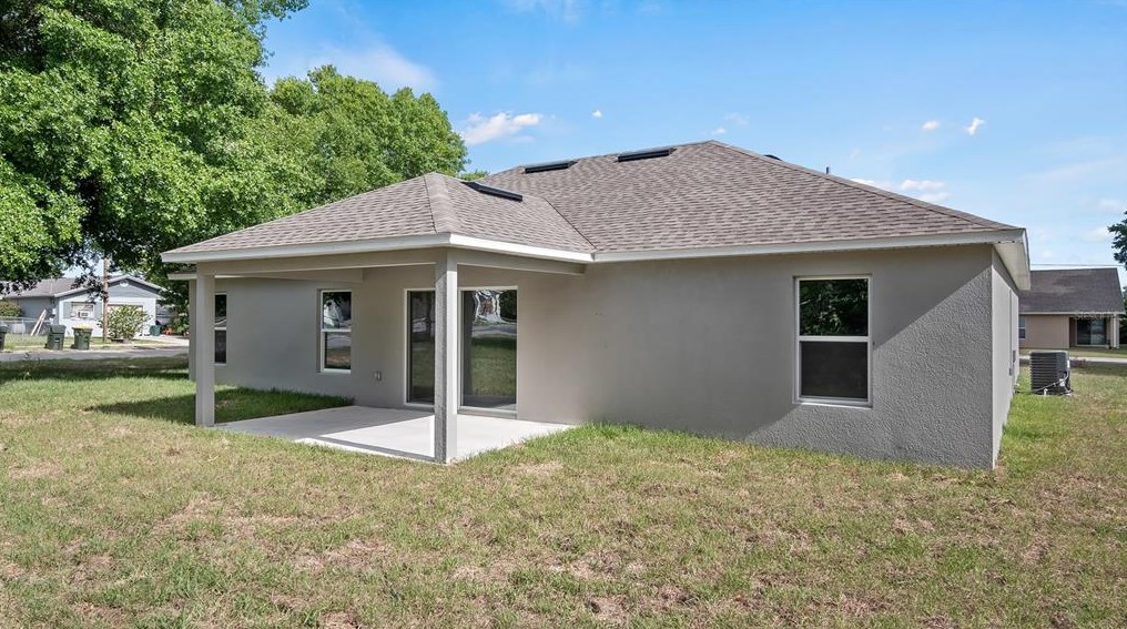 41974 Aspen St, Eustis, FL 32736