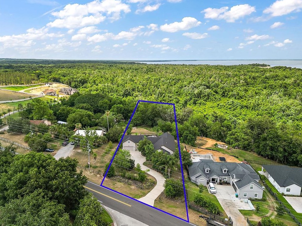 17660 County Road 455, Montverde FL  34756-4012 exterior