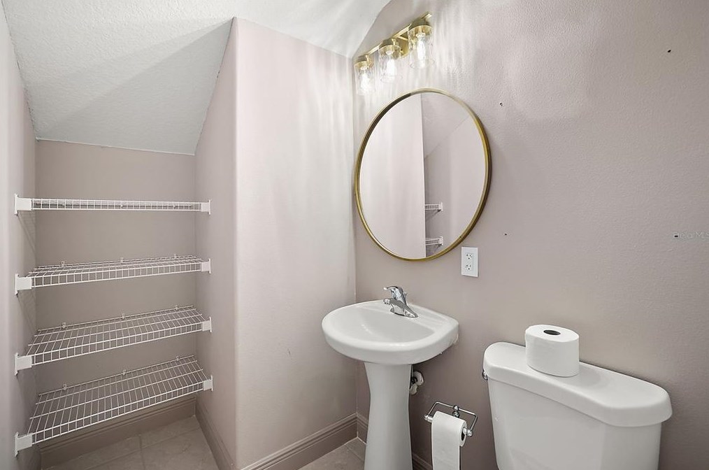 17660 County Rd 455, Montverde FL  34756-3023 exterior