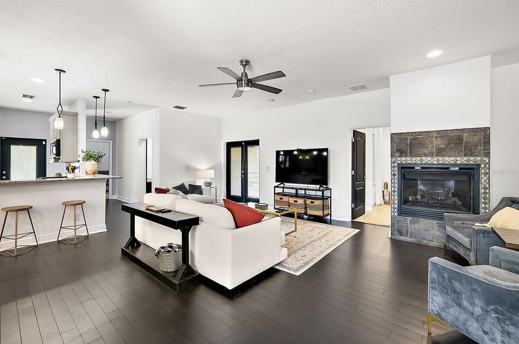 17660 County Rd 455, Montverde FL  34756-3023 exterior