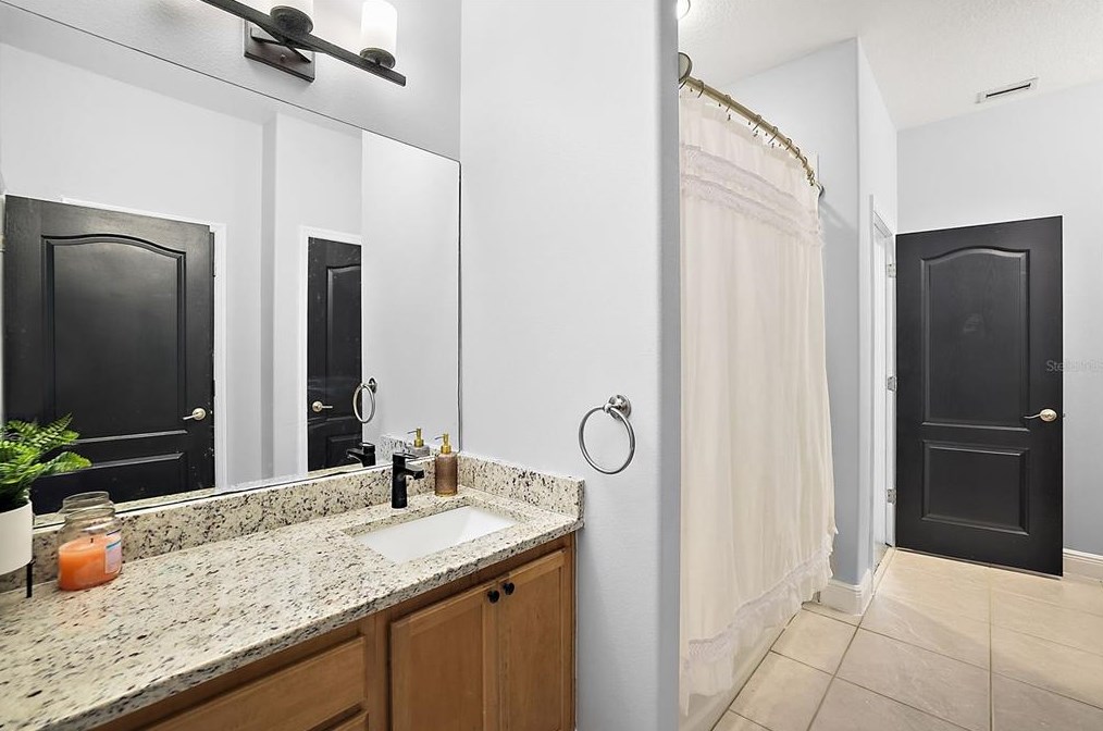 17660 County Rd 455, Montverde FL  34756-3023 exterior