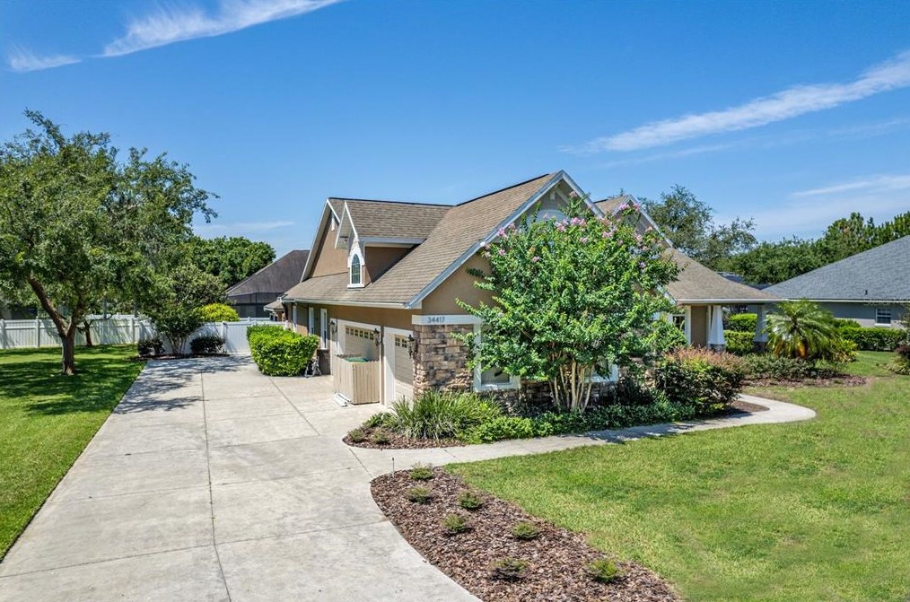34417 Tiffany Ln, Eustis, FL 32736-7072