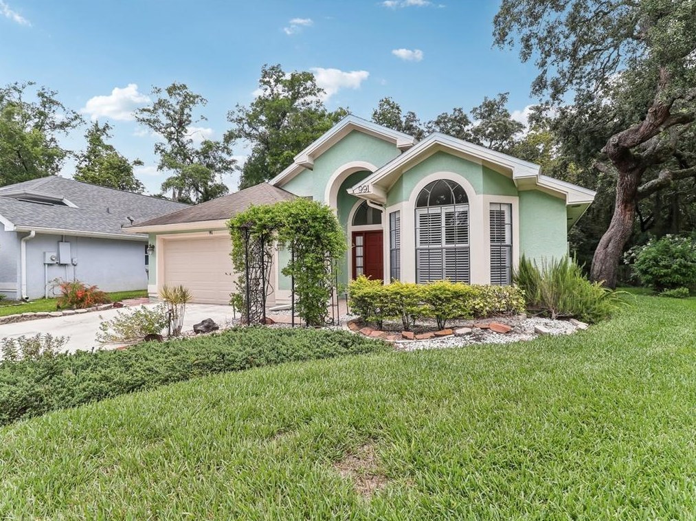 991 Piedmont Oaks Dr, Apopka, FL 32703