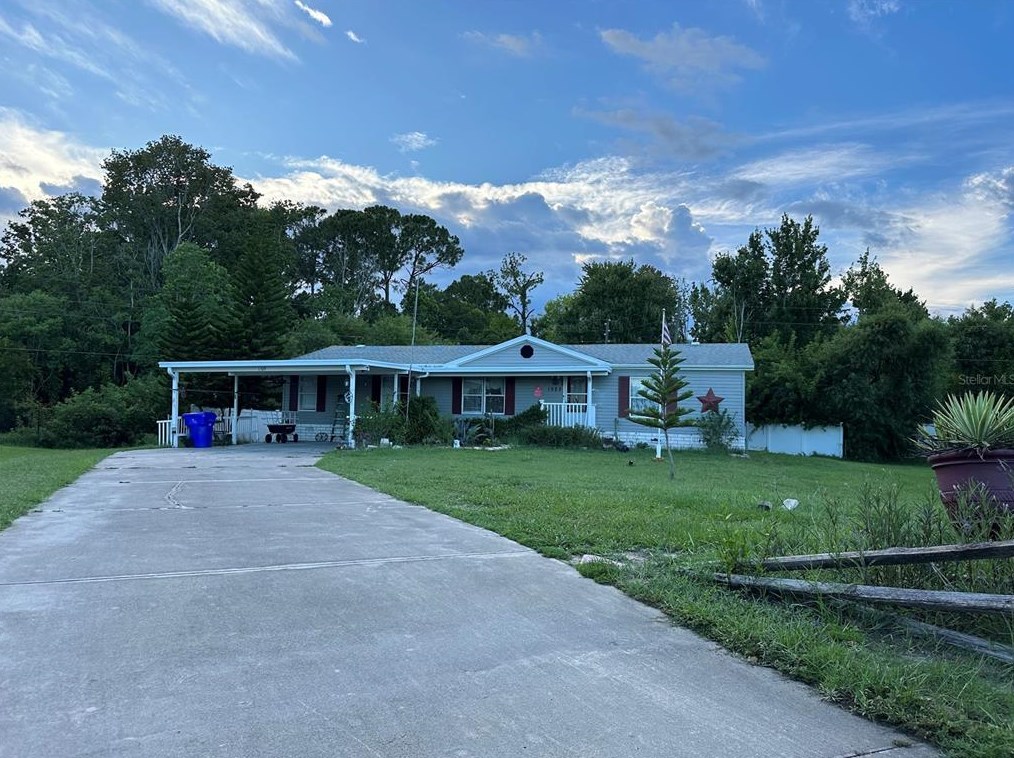 1523 Schult Ct, Tavares, FL 32778