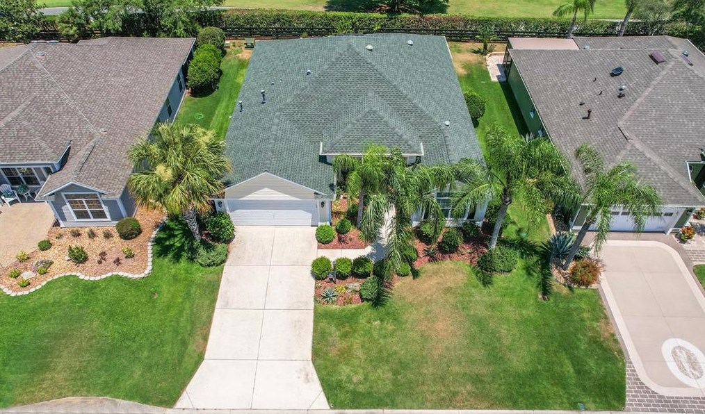 1099 Sayle St, Lady Lake, FL 32162-3790