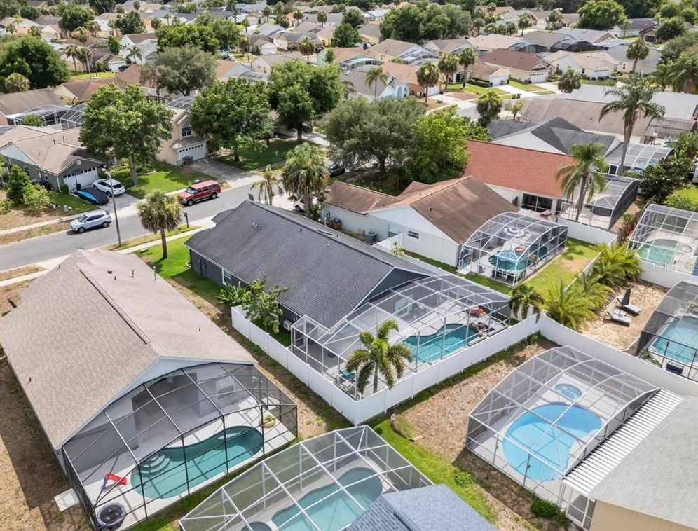 1541 Indian Oaks Trl, Kissimmee FL 34747-1951 exterior