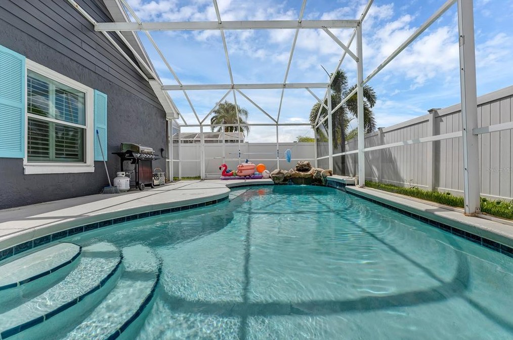 1541 Indian Oaks Trl, Kissimmee FL 34747-1951 exterior