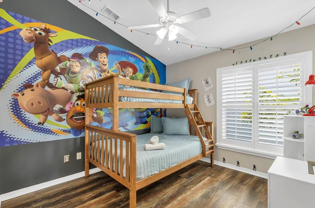 1541 Indian Oaks Trl, Kissimmee FL 34747-1951 exterior