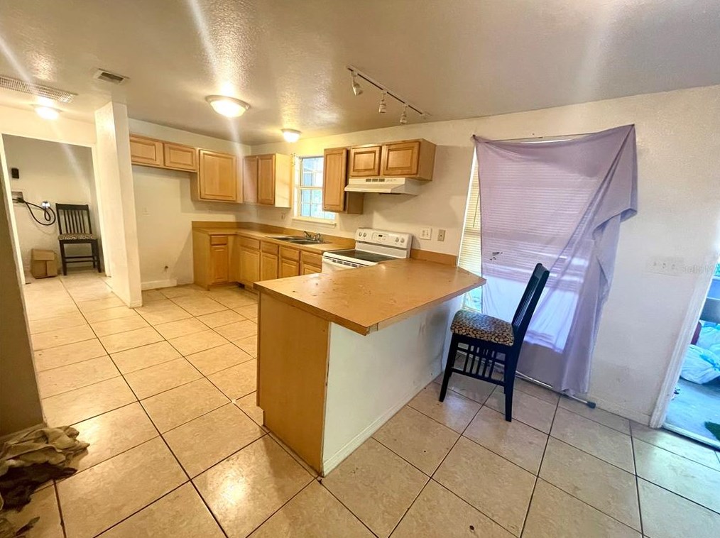 5075 Kaliga Dr, Saint Cloud FL  34771-7827 exterior