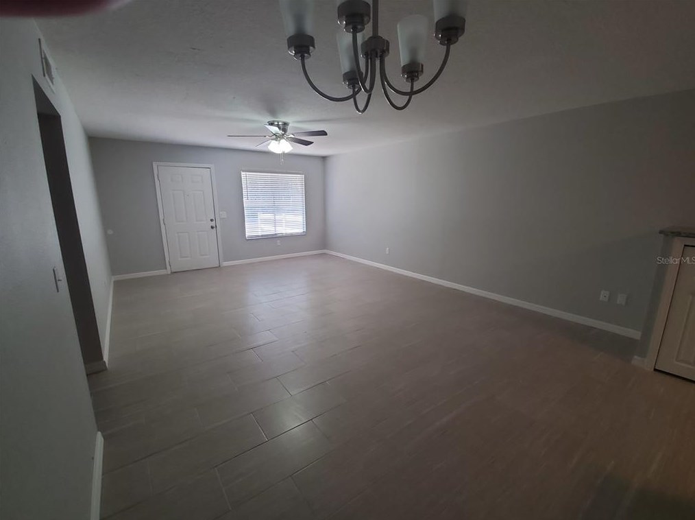 449 W Rosewood Ln, Tavares, FL 32778