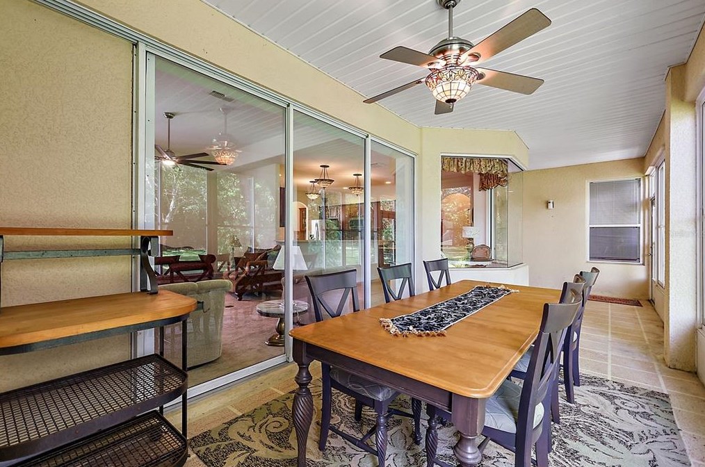 13806 Wellington Ln, Grand Island FL  32735-9114 exterior
