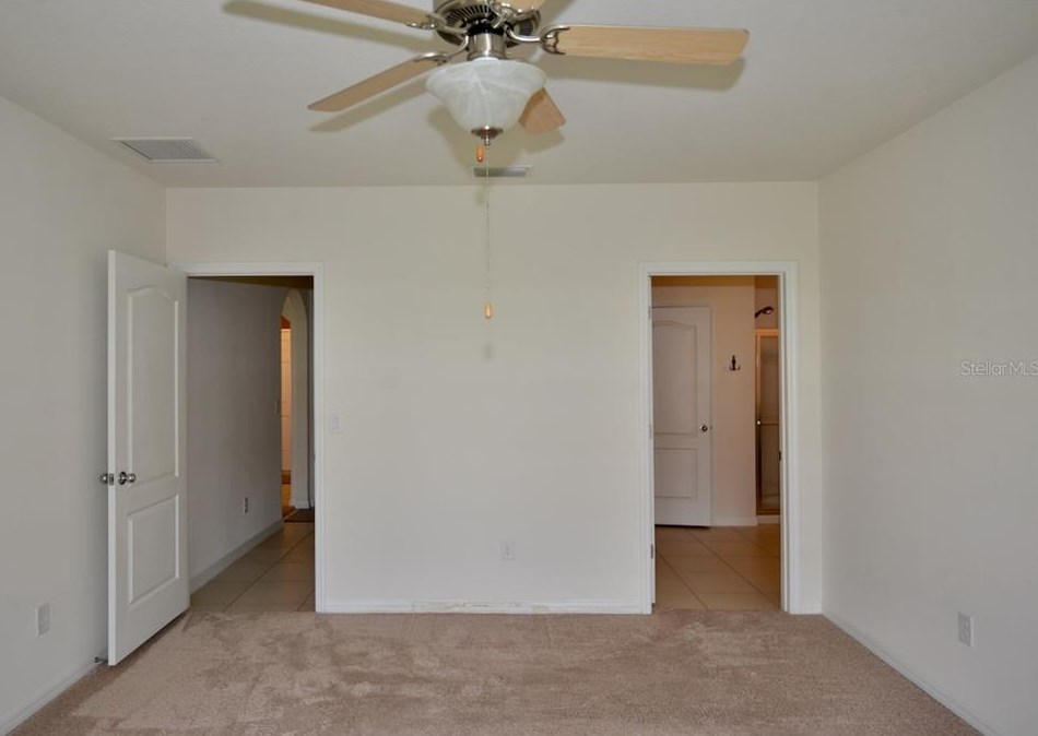 6704 64 Ct, Ocala FL  34476-4870 exterior