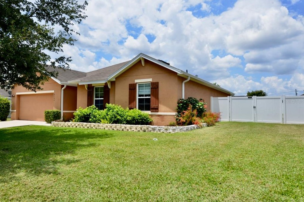6704 64 Ct, Ocala FL  34476-4870 exterior