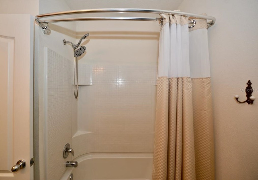 6704 64 Ct, Ocala FL  34476-4870 exterior