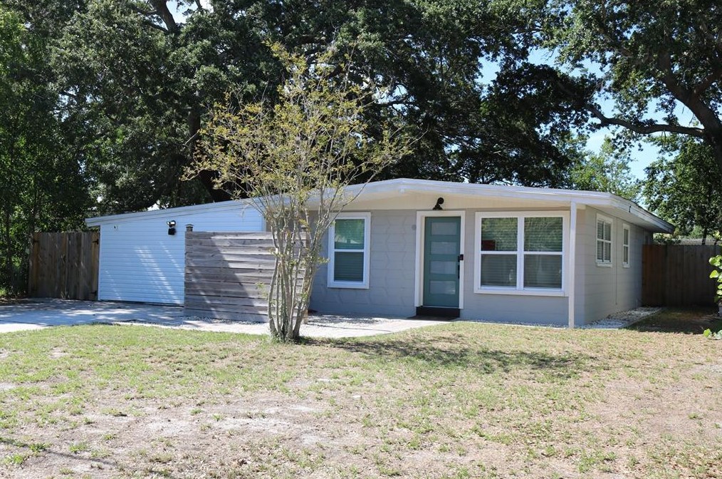 4110 Bay Ave, Tampa FL  33616-1210 exterior