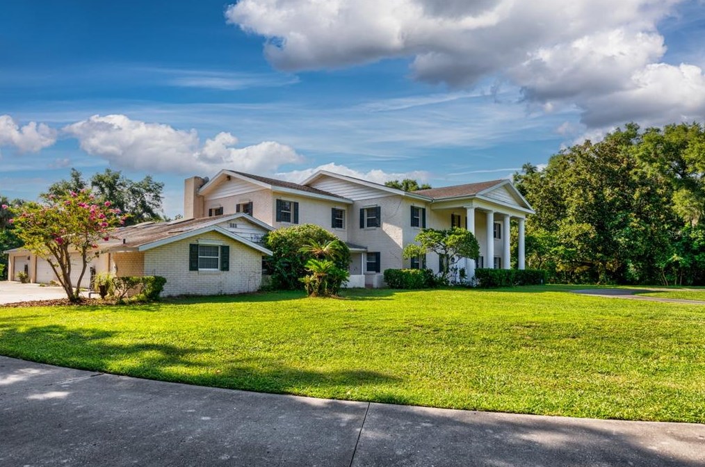 6779 Clayton St, Mount Dora, FL 32757