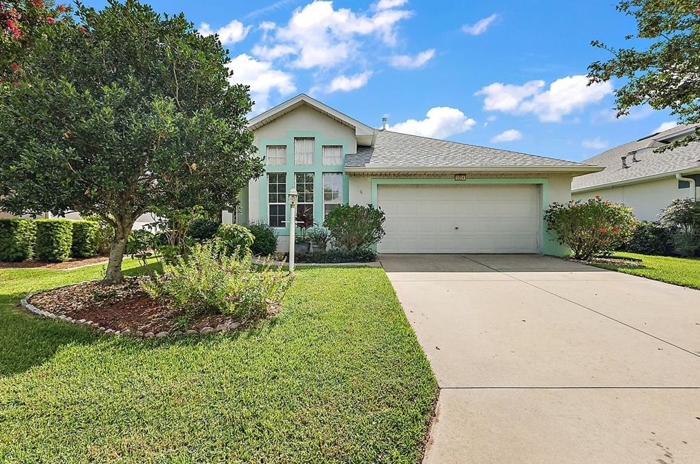5604 Gulf Stream St, Tavares, FL 32778