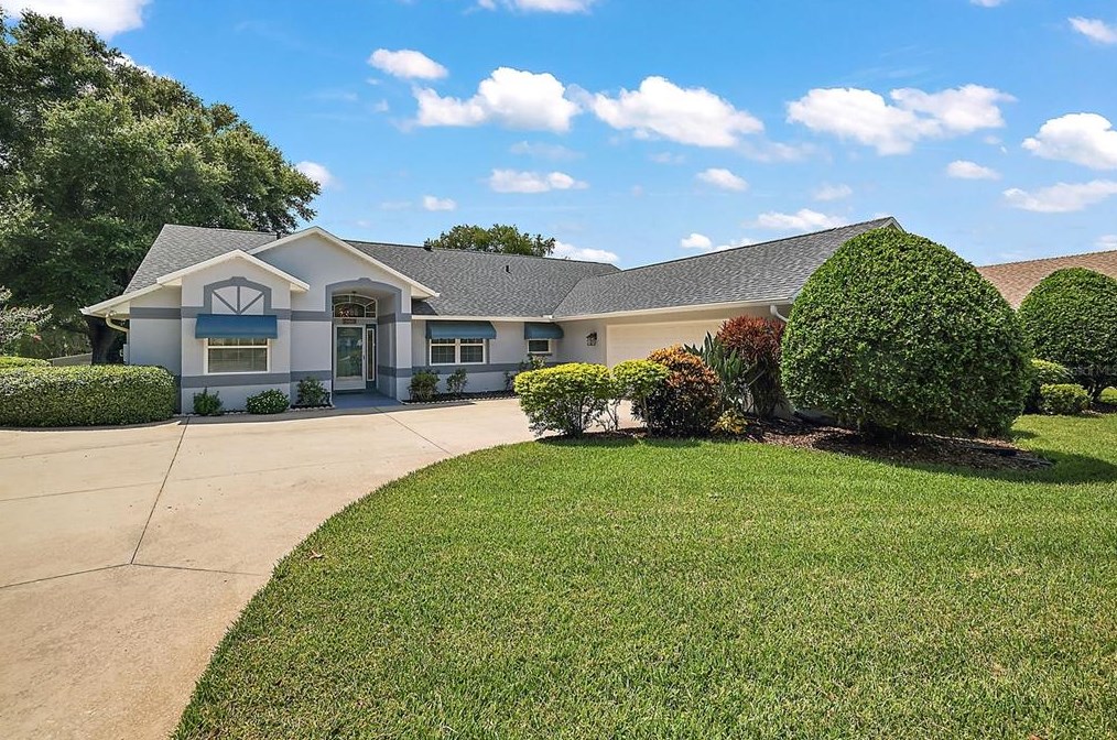 433 Oak View Dr, Tavares, FL 32778