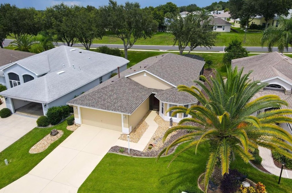 5410 Charleston Ave, Tavares, FL 32778