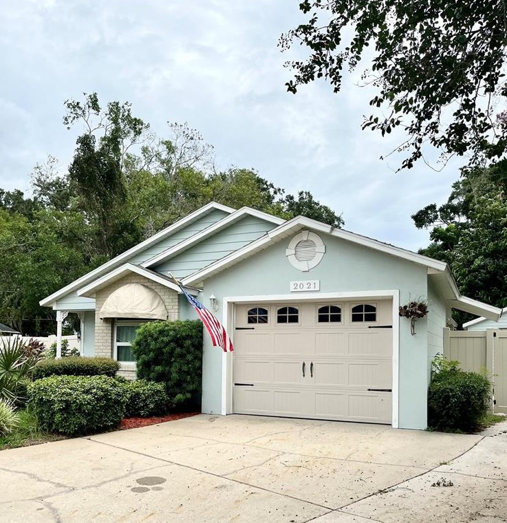 2021 Donnelly Pl, Mount Dora, FL 32757
