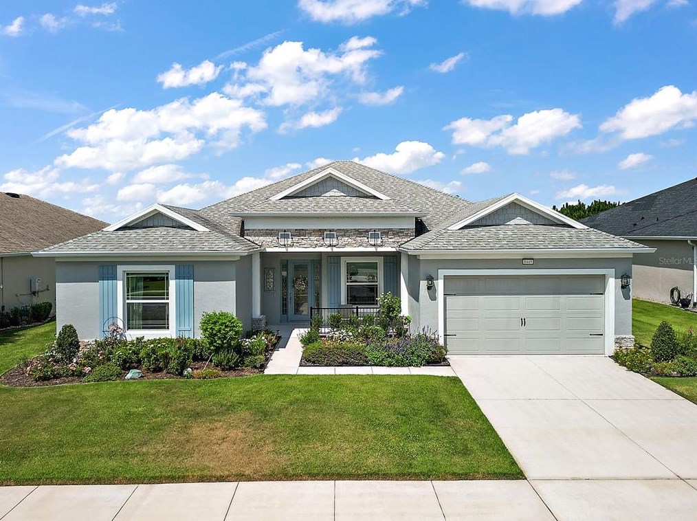 8449 Bridgeport Bay Cir, Mount Dora, FL 32757
