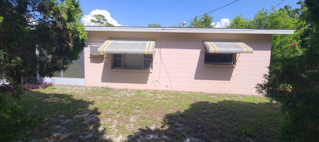 1114 Golden Isle Dr, Mount Dora, FL 32757