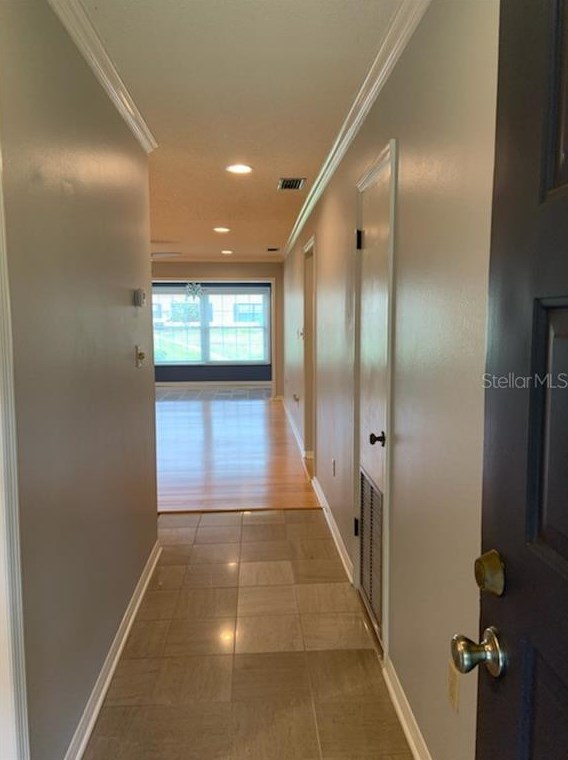 110 N Tremain St #202, Mount Dora, FL 32757