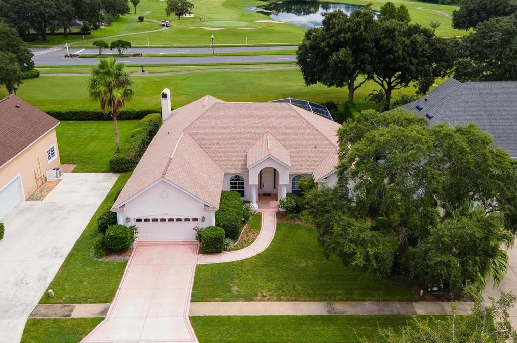 1960 Edgewater Dr, Mount Dora, FL 32757