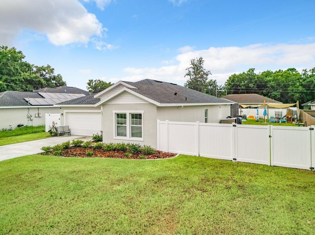 8964 Se 158th St, Summerfield, FL 34491