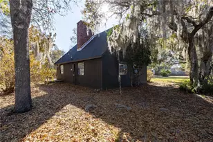 40043 W 8th Ave, Umatilla, FL 32784 - Photo 2