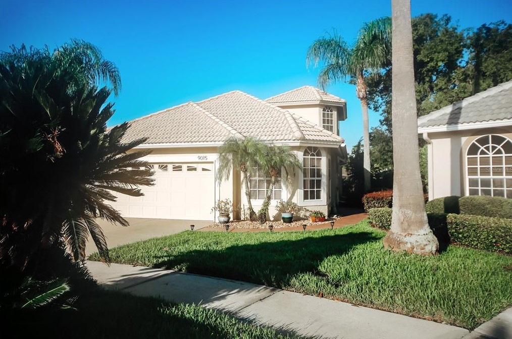 9015 Heathland Ct, Mount Dora, FL 32757