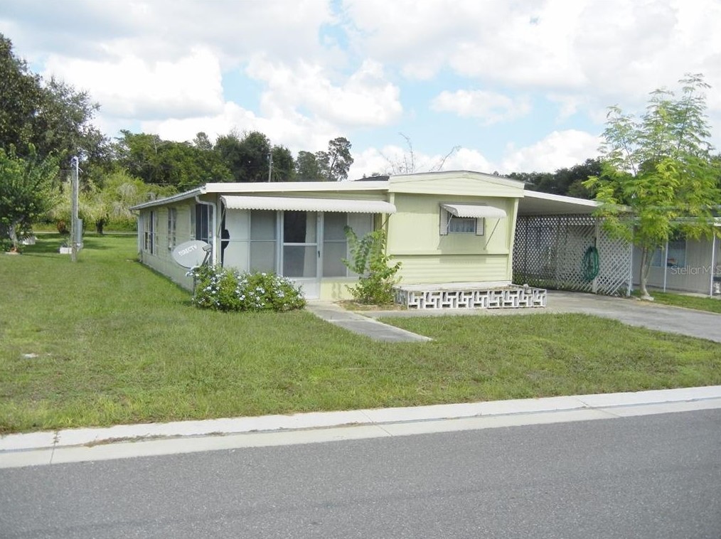 1410 Ridge Rd, Tavares, FL 32778