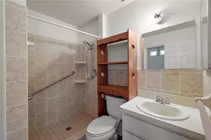 5011 Griffin View Dr, Lady Lake, FL 32159 - Photo 16