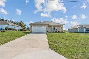 44 W Lynnhaven Pl, Citrus Springs, FL 34434 - Photo 2