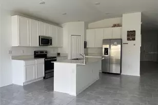 361 Singing Sands Cir, Lake Wales, FL 33859 - Photo 2