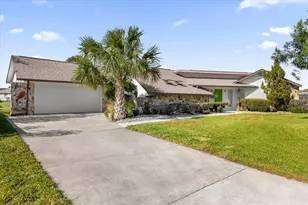 9 Crow Ct, Palm Coast, FL 32137 - Photo 8