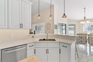 39320 Harbor Hills Blvd, Lady Lake, FL 32159 - Photo 4