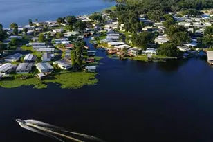 30 Riverview Dr, Fruitland Park, FL 34731 - Photo 40