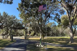 2403 County Rd 416 N, Lake Panasoffkee, FL 33538 - Photo 14