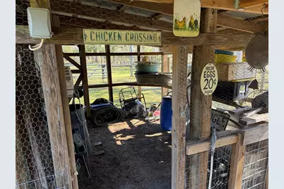 2403 County Road 416N, Lake Panasoffkee, FL 33538 - Photo 88