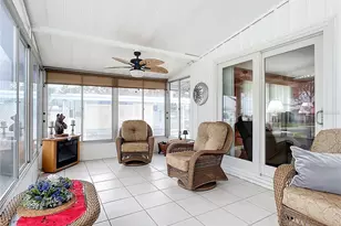1026 Capella Dr, Tavares, FL 32778 - Photo 4