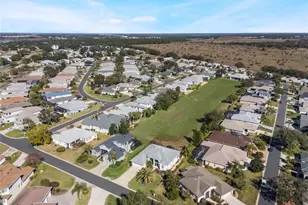 5502 Bounty Cir, Tavares, FL 32778 - Photo 42