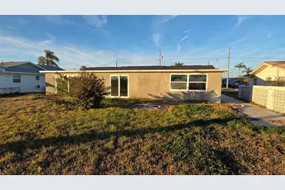 4020 Headsail Drive, New Port Richey, FL 34652 - Photo 8