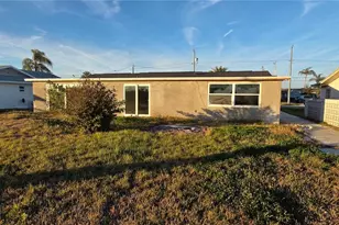 4020 Headsail Dr, New Port Richey, FL 34652 - Photo 8
