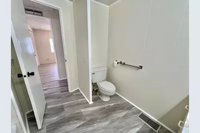 149 Royal Palm Drive, Leesburg, FL 34748 - Photo 32