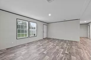 11466 NW 8th Pl, Ocala, FL 34482 - Photo 6